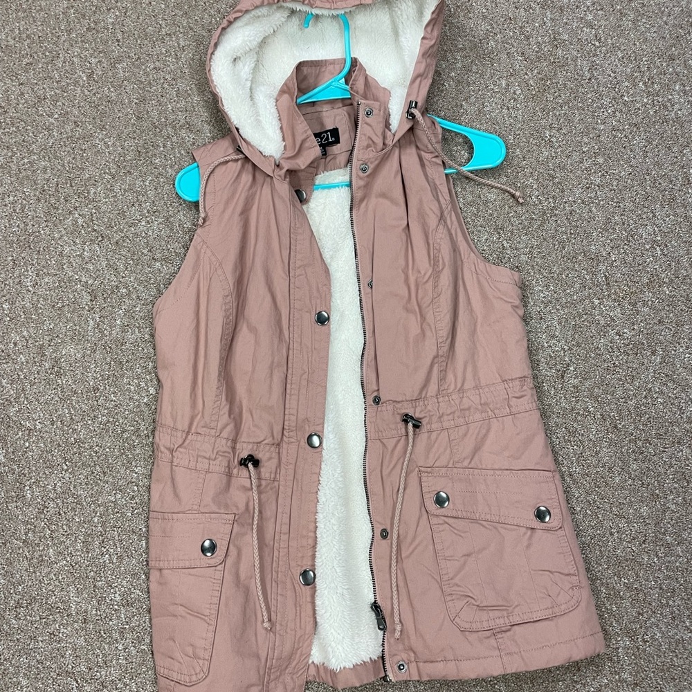 Rue 21 vest, fuzzy, pink, jacket, zip up, hooded